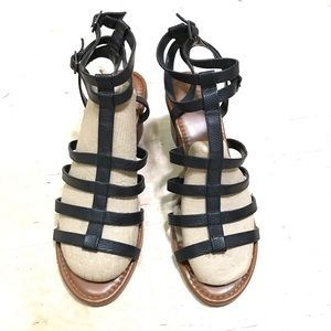 Gianni Bini Galdiator Sandals Block Heels Women’s Size 11